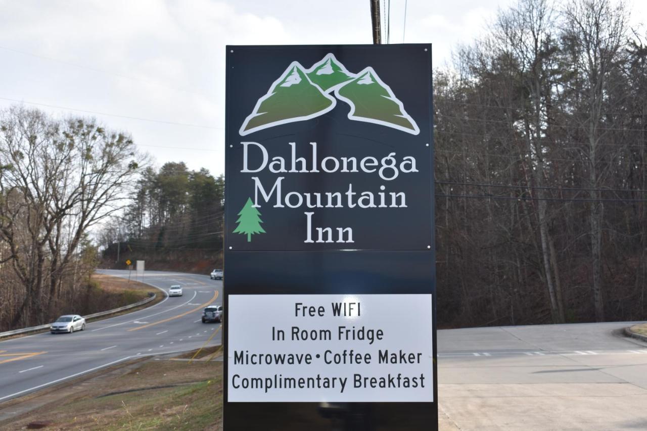 Dahlonega Mountain Inn Zewnętrze zdjęcie